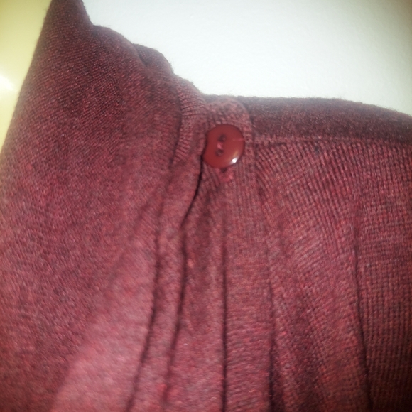 Tobi Burgundy Cardigan Wrap Sweater size M/L - Picture 7 of 8